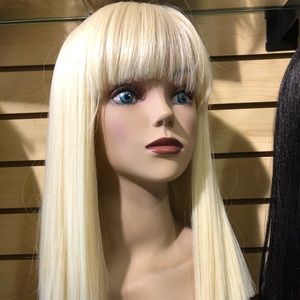 Platinum Blonde Straight Bob Wig with Lace Fringe
